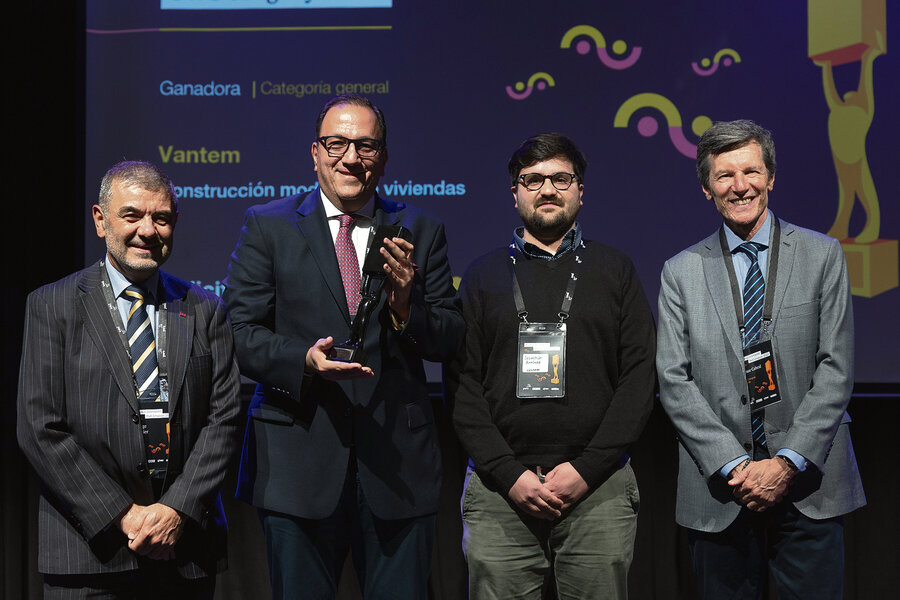 imagen de Empresa de soluciones para la construcción Vantem y start-up Krebz fueron reconocidas con Premio Innovación PwC Uruguay
