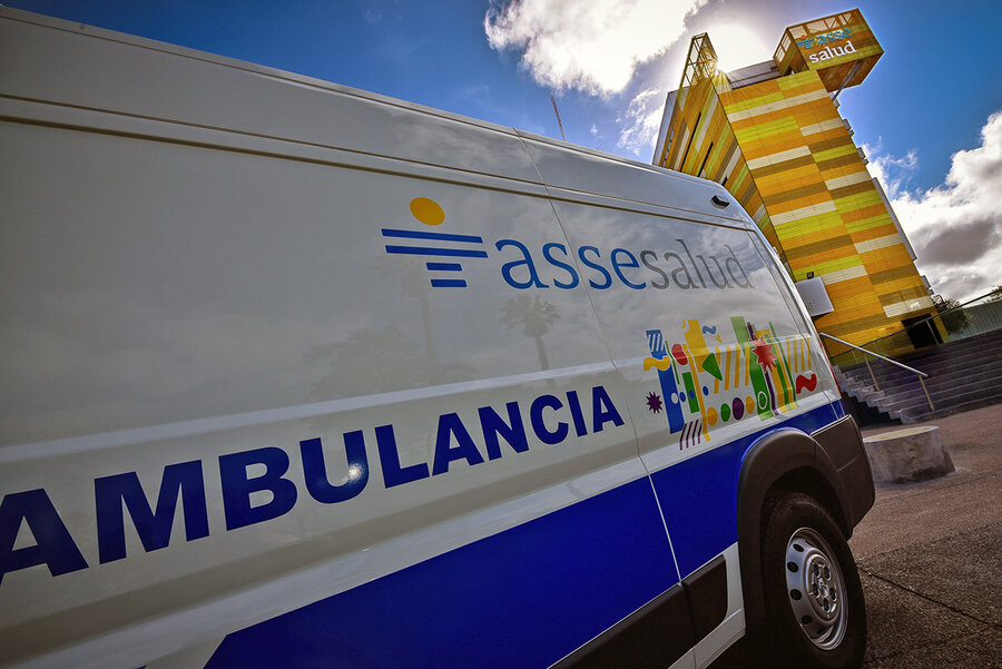 imagen de Para traslados en ambulancias, ASSE contrató por más de $ 500 millones a empresa de “servicios marítimos” sin habilitación
