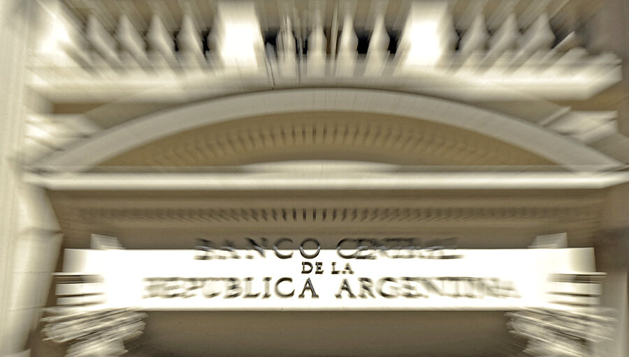 imagen de En un año electoral, Argentina está con números rojos para todos