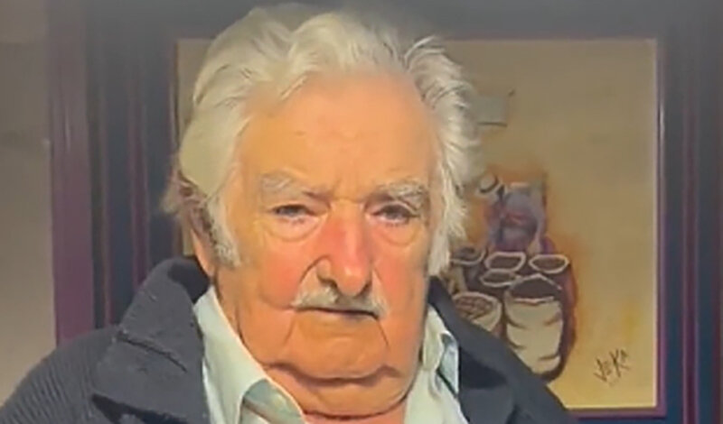 imagen de Mujica opinó que Milei como presidente puede terminar como De la Rúa