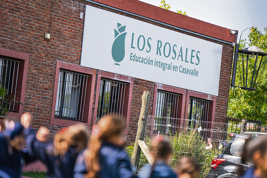 imagen de Los Rosales en Casavalle: proyecto reaviva el debate sobre los colegios segregados